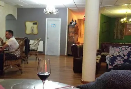Affittacamere Casa Lola 2*