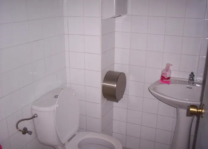 Casa de hóspedes Casa Lola 2*